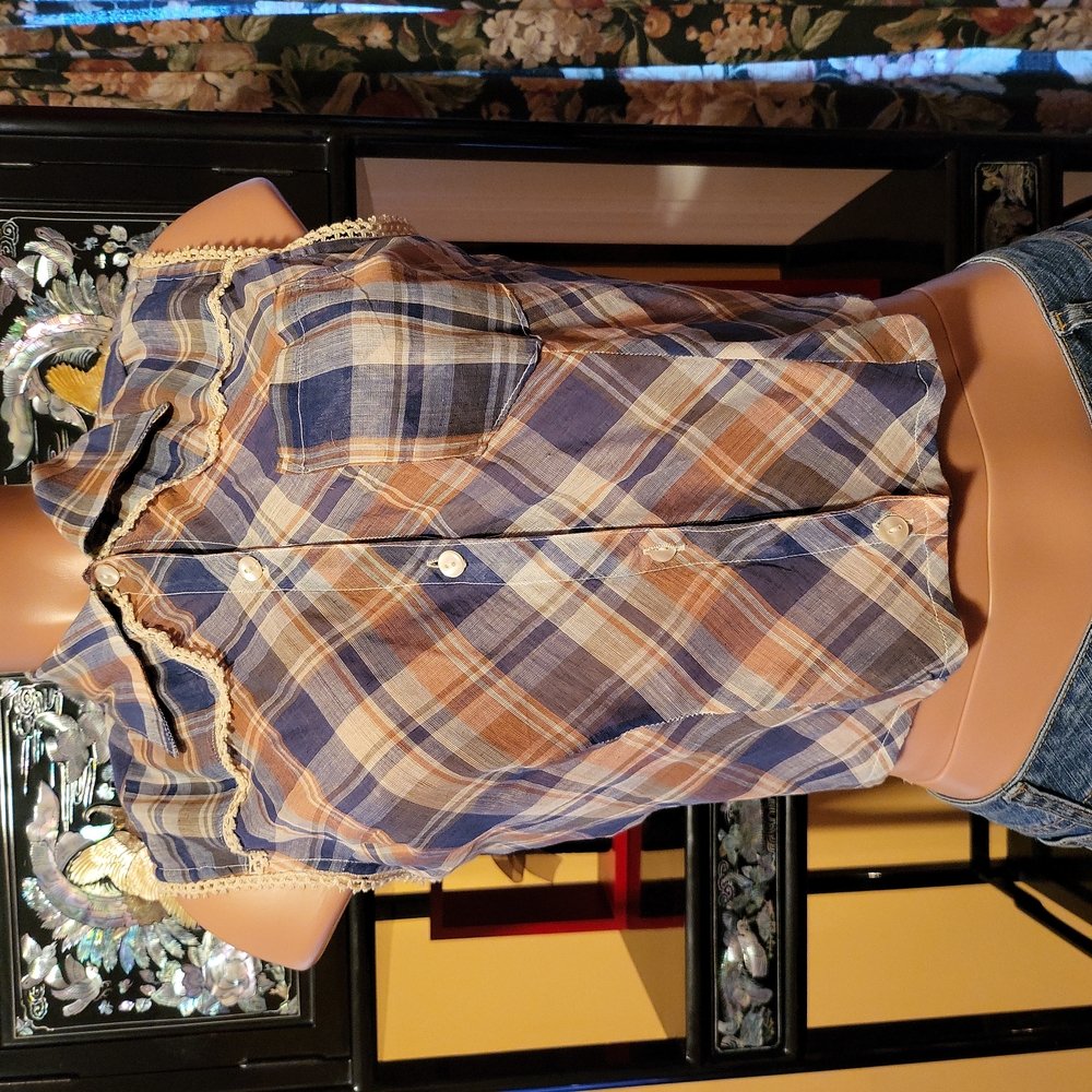 plaid sleeveless button down - NWT